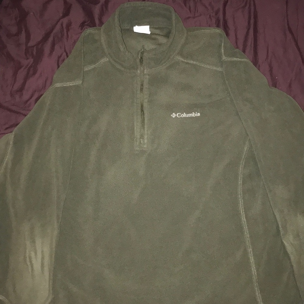 Men’s Columbia Lightweight fleece pullover- olive